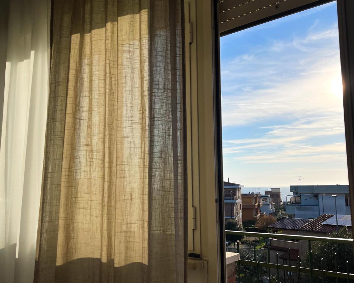 Kesya Seaview Apartment - Attico - 50Mt Dal Mare Anzio Luaran gambar