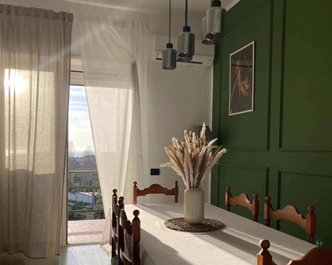 Kesya Seaview Apartment - Attico - 50Mt Dal Mare Anzio Luaran gambar
