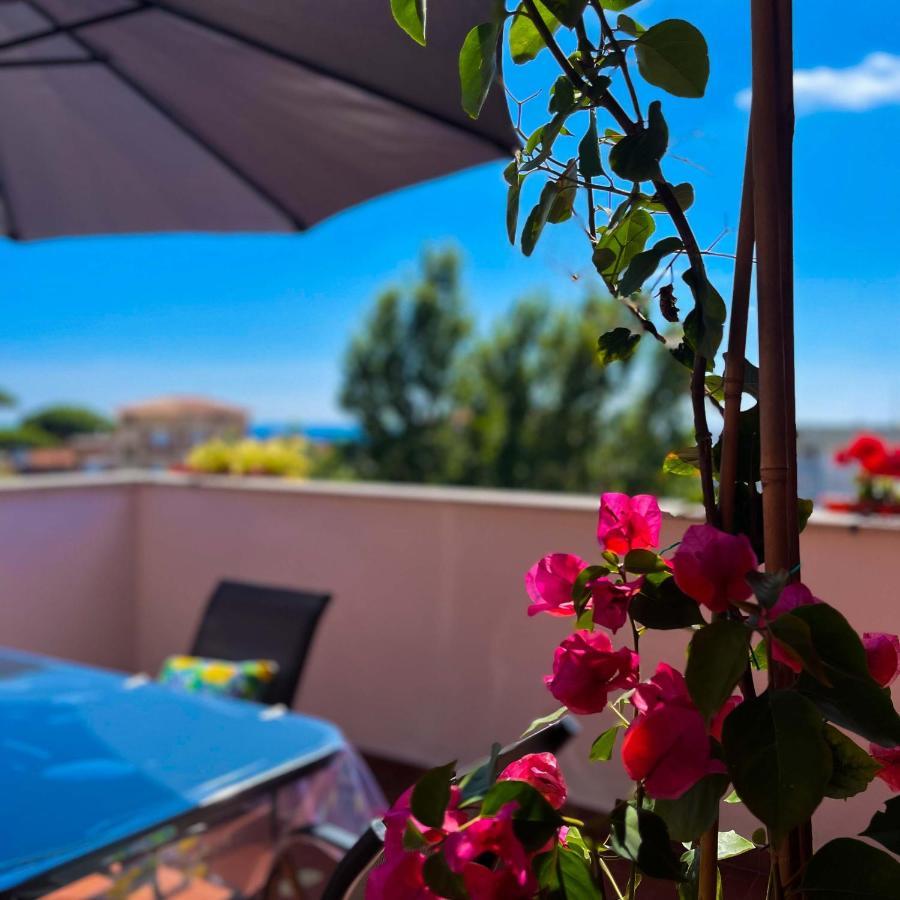 Kesya Seaview Apartment - Attico - 50Mt Dal Mare Anzio Luaran gambar