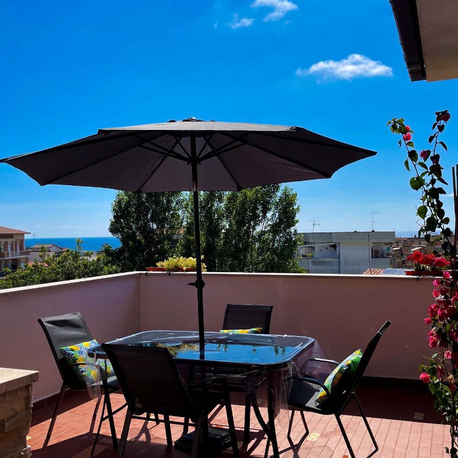 Kesya Seaview Apartment - Attico - 50Mt Dal Mare Anzio Luaran gambar