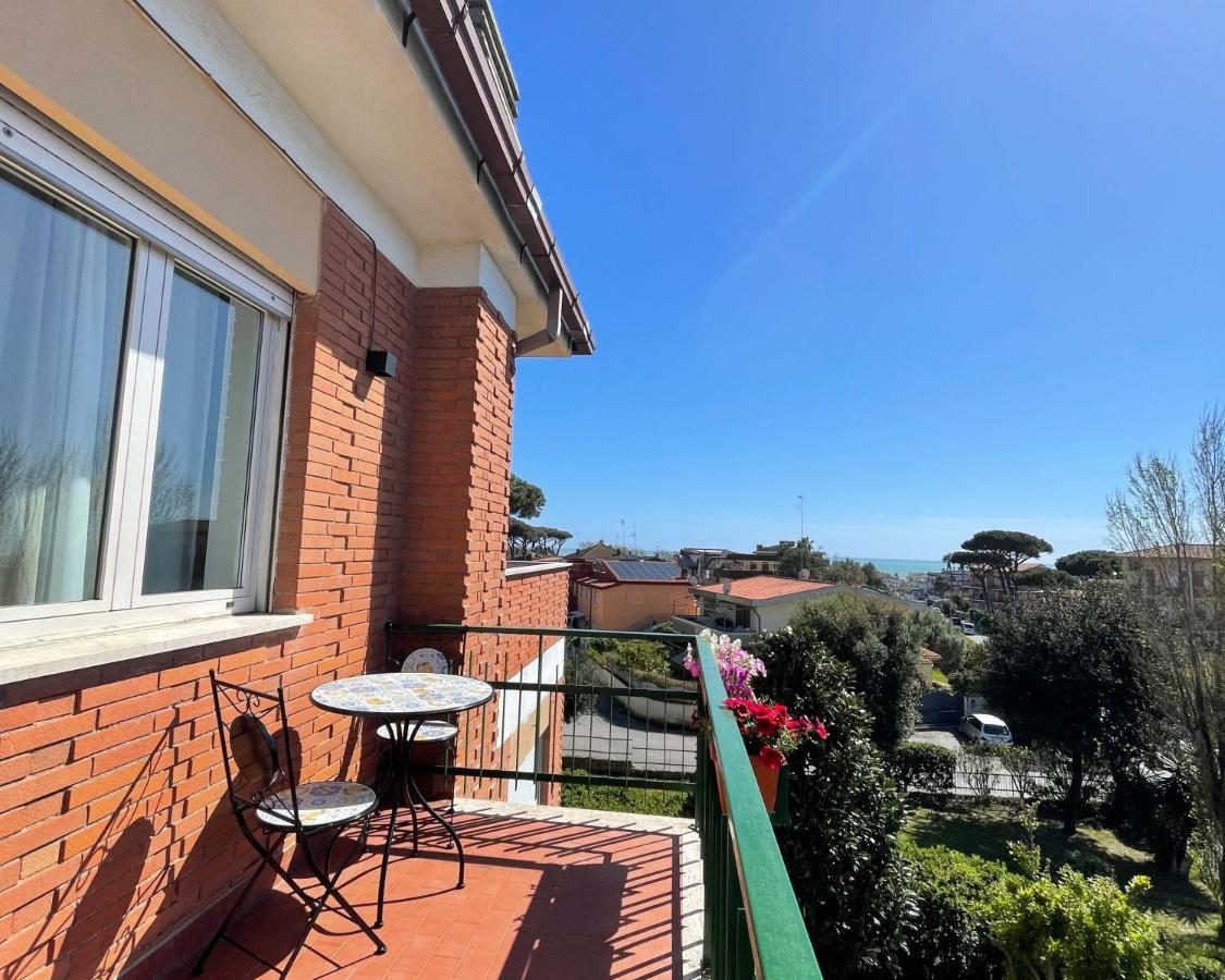 Kesya Seaview Apartment - Attico - 50Mt Dal Mare Anzio Luaran gambar